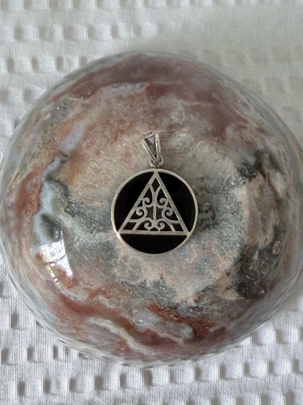 Sterling Silver Black Onyx Triangle Filigree Pendant Necklace